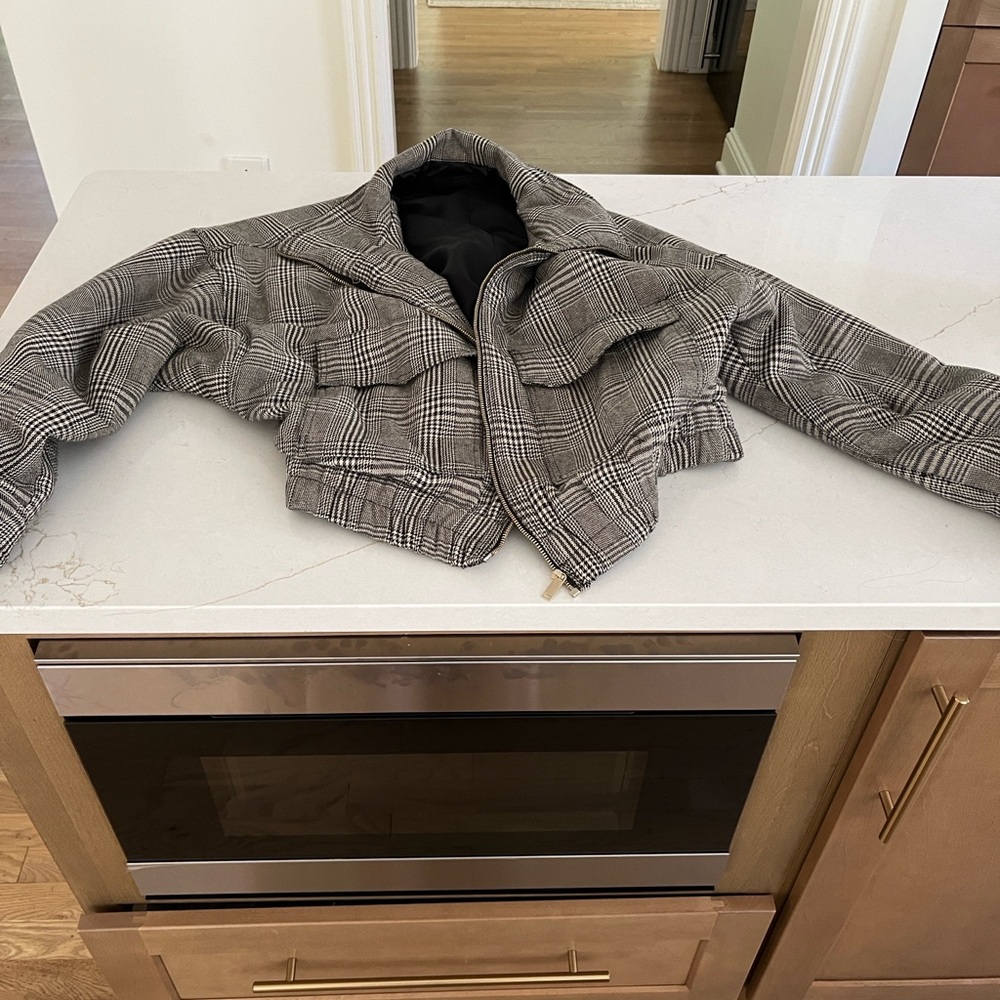 Zara Houndstooth Black & Cream Cropped Zip Bomber Jacket Size Small